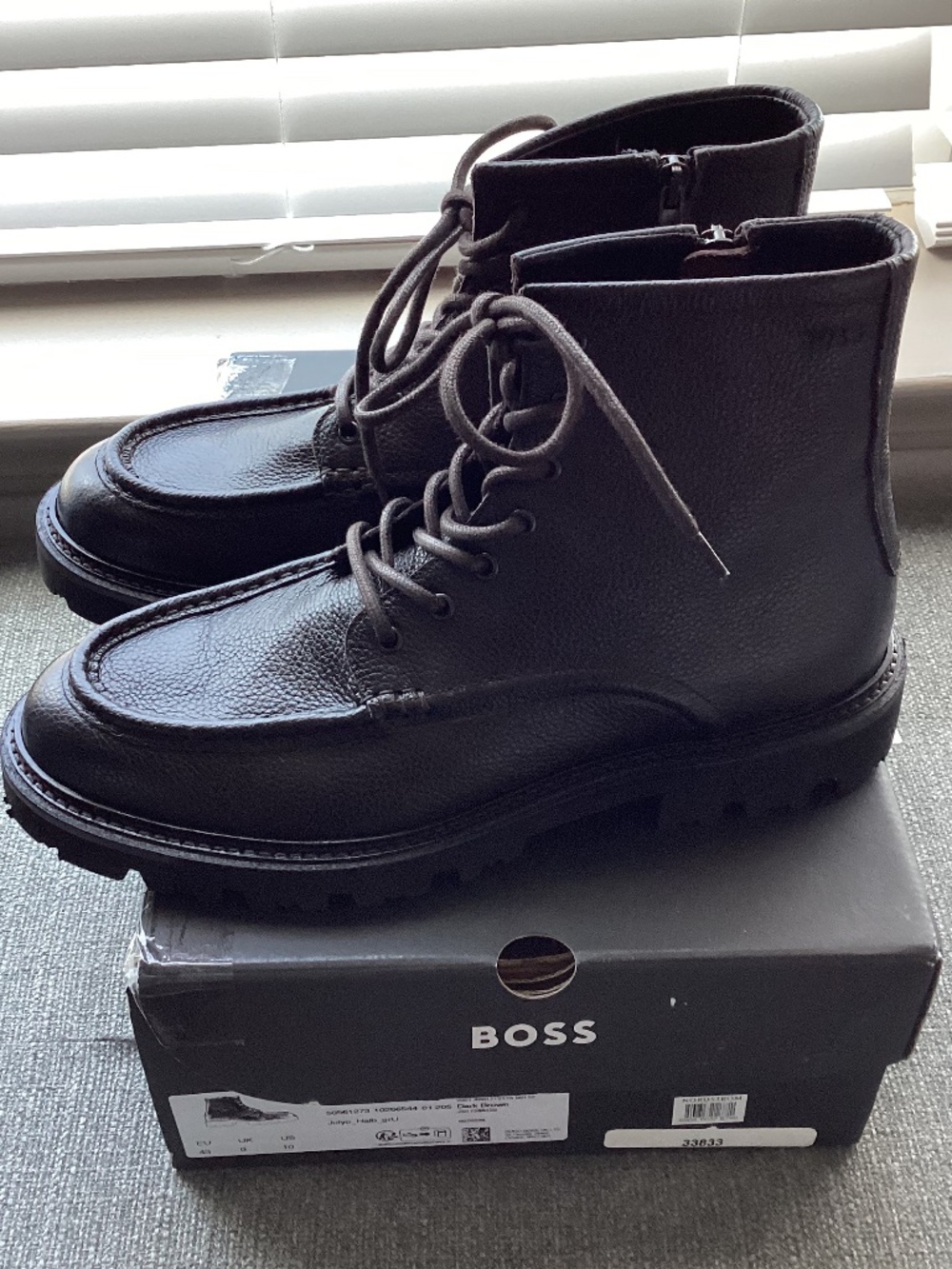 BOSS Julio Lugged Moc Toe Leather Boot, size 10